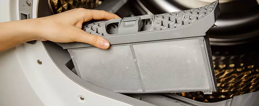 Signs Of A Clogged Dryer Lint Trap in Burlington, Vermont